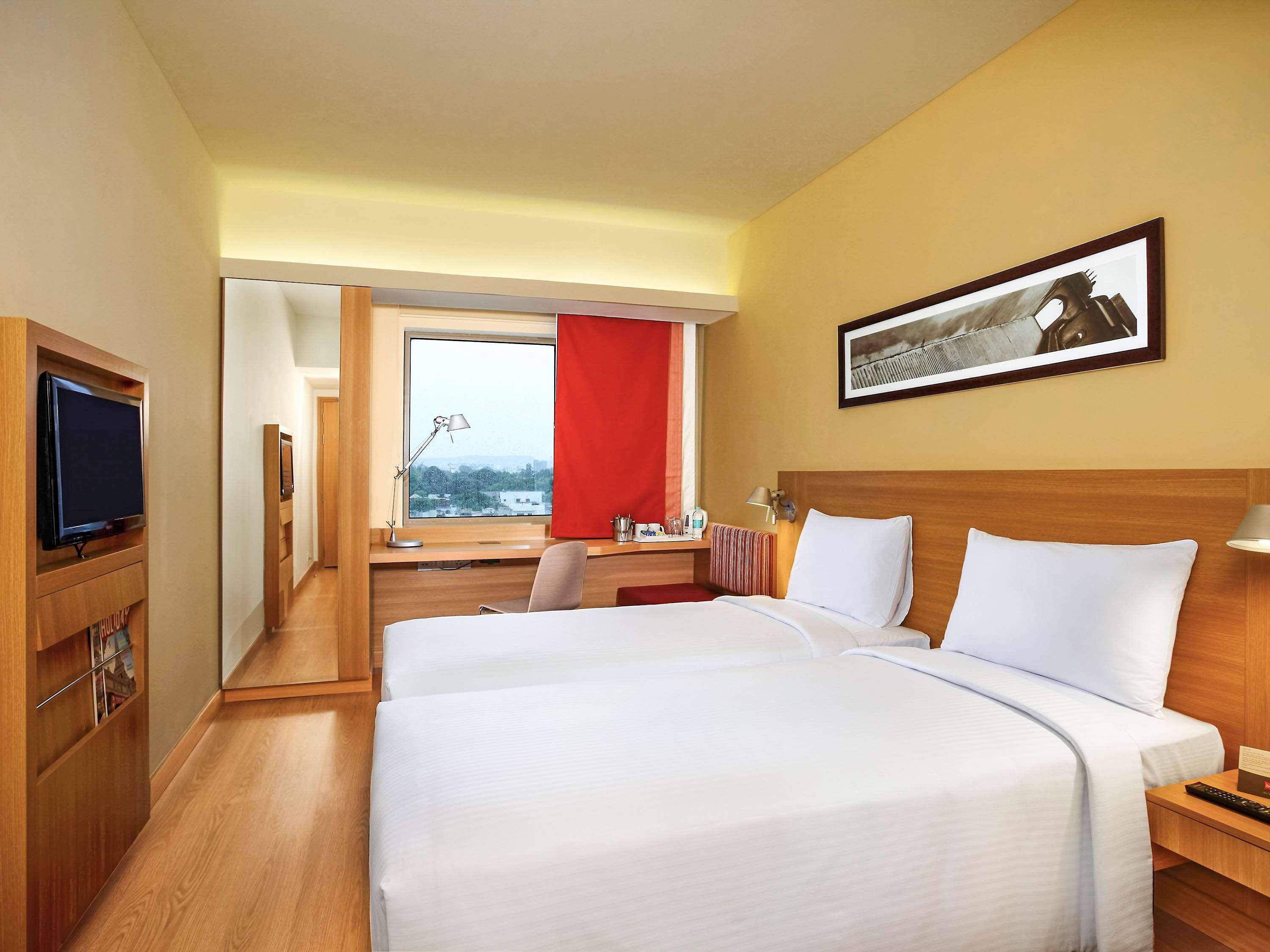 Ibis Bengaluru Hosur Road - An Accor Brand Hotel Exterior photo